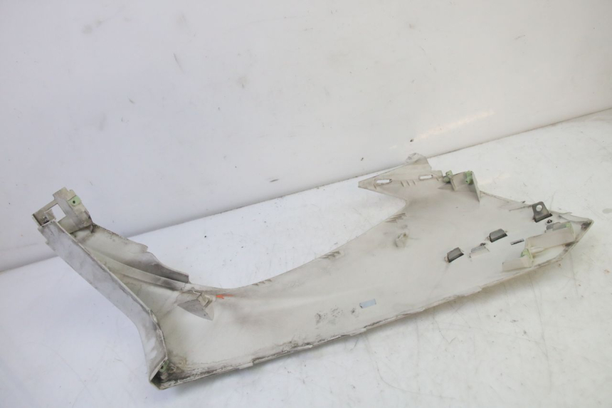 photo de LATERAL DIANTEIRO DIREITO PEUGEOT SATELIS 125 (2010 - 2012) - Estado da superfície