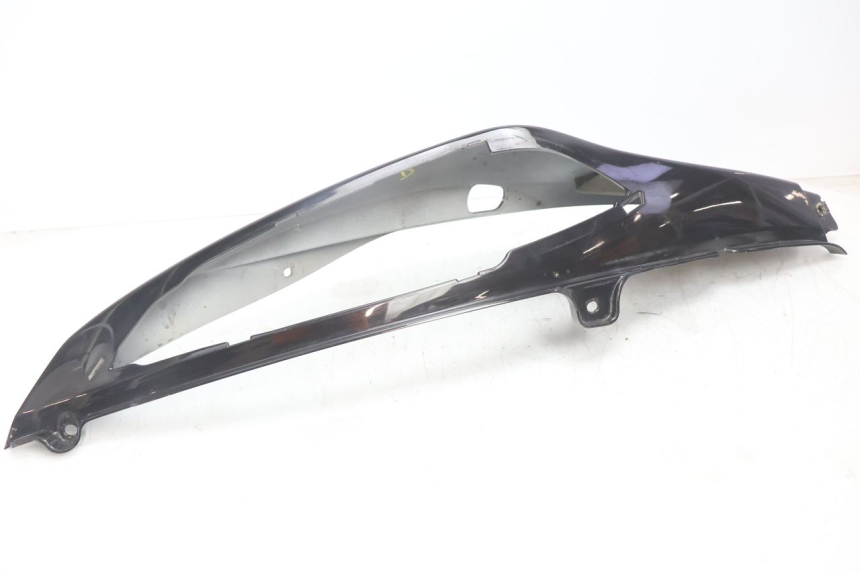 photo de PAINEL LATERAL DIANTEIRO DIREITO CAN-AM SPYDER RS 1000 (2008 - 2012) - Outro ângulo de visão