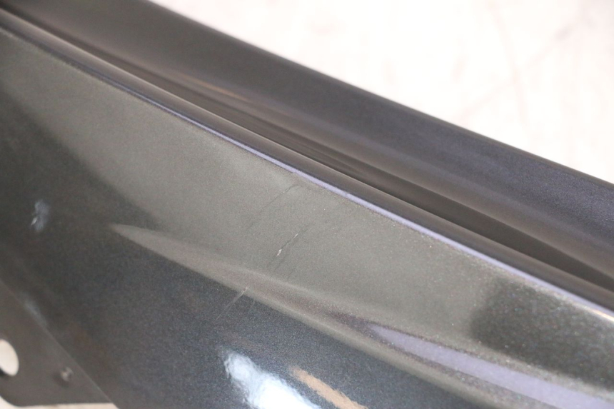photo de PAINEL LATERAL DIANTEIRO DIREITO SUPERIOR YAMAHA YZF R6 600 (2008 - 2009) - Vista geral