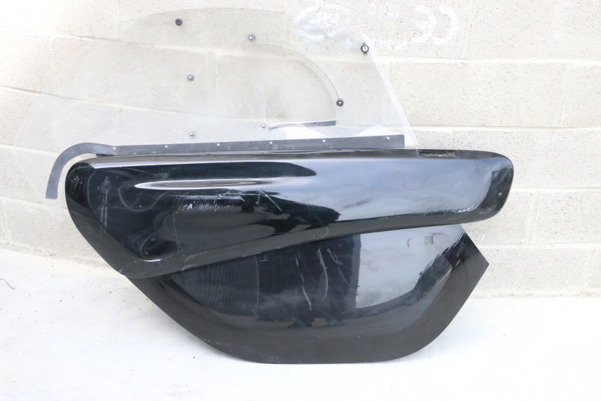 photo de PAINEL LATERAL DIANTEIRO DIREITO RENAULT TWIZY 45 (2012 - 2019) - Vista principal