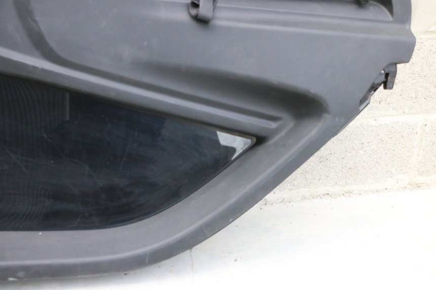 photo de PAINEL LATERAL DIANTEIRO DIREITO RENAULT TWIZY 45 (2012 - 2019) - Estrutura - ampliação