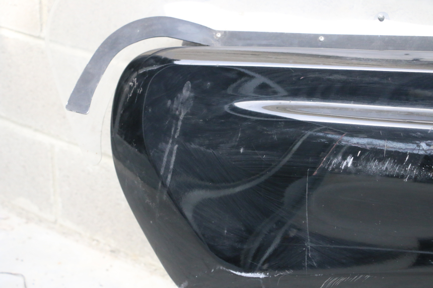 photo de PAINEL LATERAL DIANTEIRO DIREITO RENAULT TWIZY 45 (2012 - 2019) - Zoom do estado de desgaste