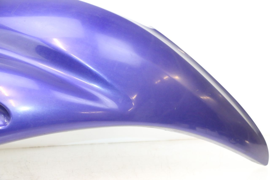 photo de PAINEL LATERAL DIANTEIRO DIREITO YAMAHA WAVE RUNNER GP R 1200 (2000 - 2003) - Detalhes característicos
