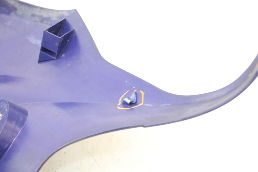 photo de PAINEL LATERAL DIANTEIRO DIREITO YAMAHA WAVE RUNNER GP R 1200 (2000 - 2003) - Zoom do estado de desgaste