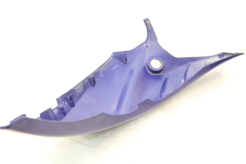 photo de PAINEL LATERAL DIANTEIRO DIREITO YAMAHA WAVE RUNNER GP R 1200 (2000 - 2003) - Estado da superfície