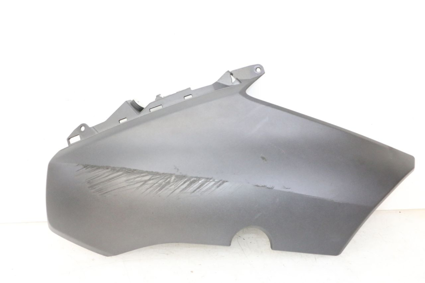 photo de LATERAL DIANTEIRO DIREITO YAMAHA XMAX X-MAX 125 (2021 - 2025) - Vista principal