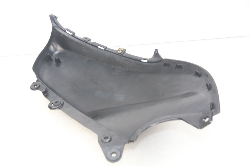 photo de LATERAL DIANTEIRO DIREITO SUZUKI XF FREEWIND 650 (1997 - 2003) - Zoom do estado de desgaste