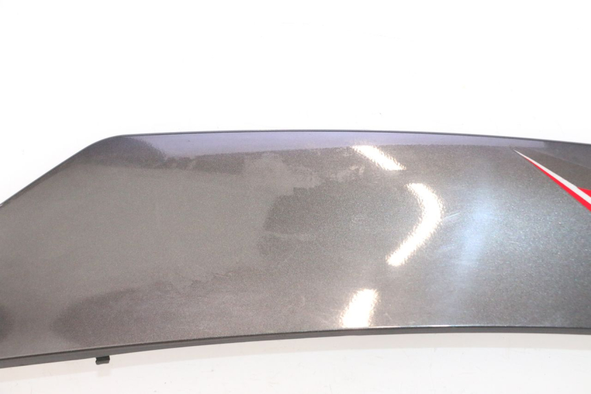 photo de PAINEL LATERAL DIANTEIRO DIREITO YAMAHA YZF R6 600 (2008 - 2009) - Zoom do estado de desgaste