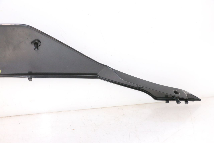 photo de PAINEL LATERAL DIANTEIRO DIREITO YAMAHA YZF R6 600 (2008 - 2009) - Peça verificada