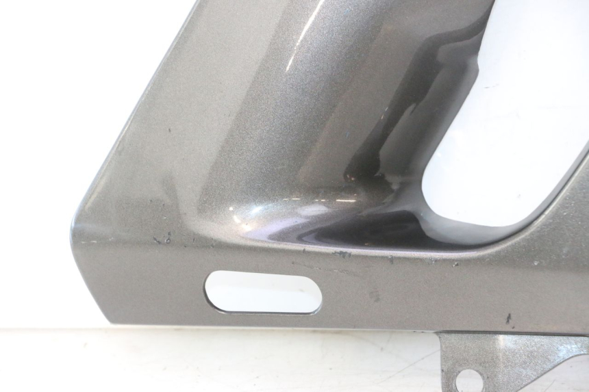 photo de LATERAL DIANTEIRO DIREITO KAWASAKI ZZR 600 (1995 - 2004) - Detalhe da peça