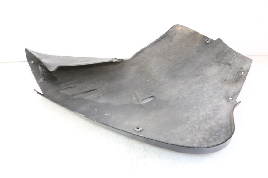 photo de LATERAL DIANTEIRO ESQUERDO APRILIA RS 50 (1999 - 2005) - Zoom do estado de desgaste