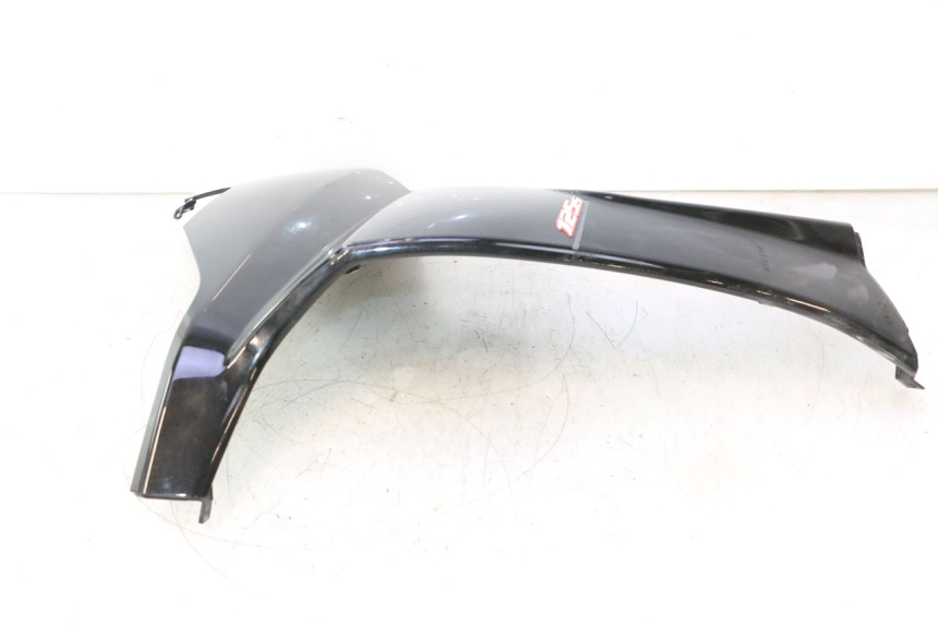 photo de PAINEL LATERAL DIANTEIRO ESQUERDO APRILIA ATLANTIC S 125 (2010 - 2013) - Pontos de fixação