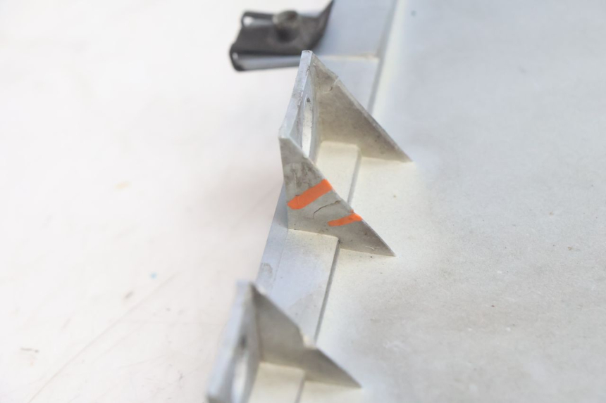 photo de LATERAL DIANTEIRO ESQUERDO BMW C1 125 (2000 - 2003) - Marcações e referências