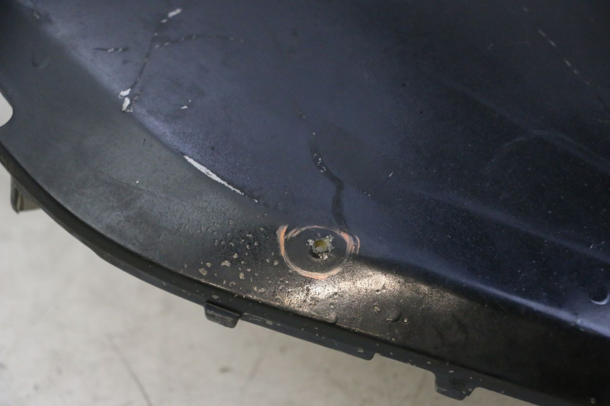 photo de LATERAL DIANTEIRO ESQUERDO PEUGEOT CITYSTAR 50 (2013 - 2017) - Detalhe da peça