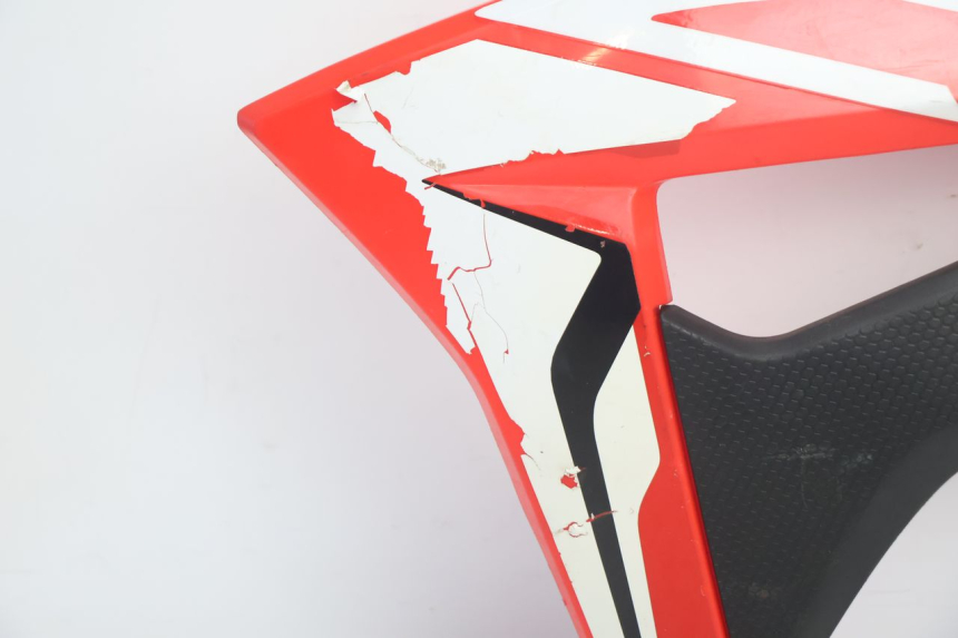 photo de PAINEL LATERAL DIANTEIRO ESQUERDO HONDA CRF CR-F 125 (2020 - 2021) - Zoom do estado de desgaste