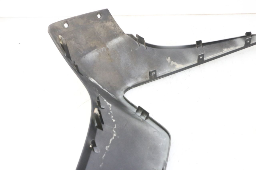 photo de LATERAL DIANTEIRO ESQUERDO KYMCO DINK STREET 125 (2009 - 2014) - Detalhe da peça