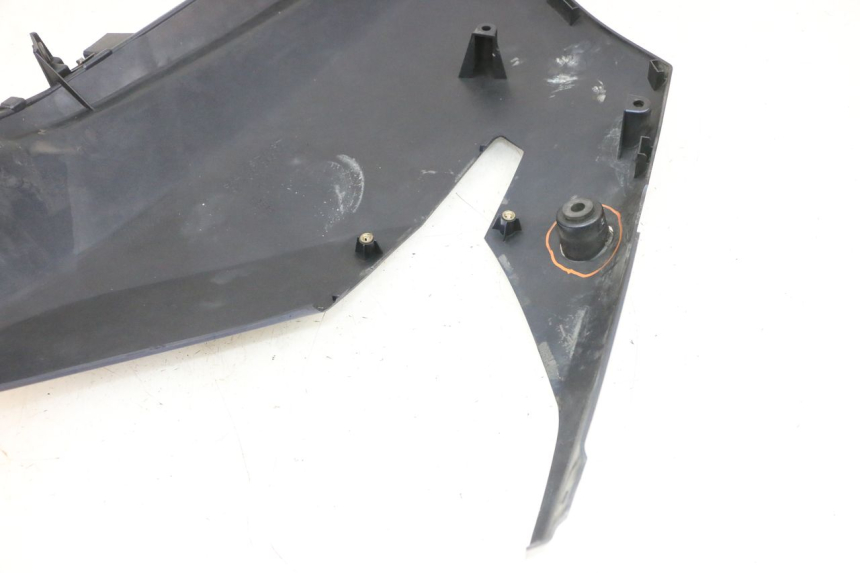 photo de LATERAL DIANTEIRO ESQUERDO SUZUKI DL V STROM 1000 (2002 - 2007) - Pontos de fixação