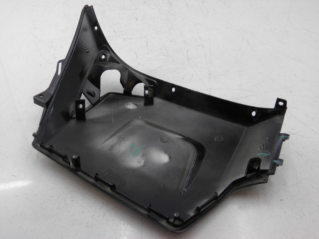 photo de LATERAL DIANTEIRO ESQUERDO EUROCKA MATADOR 4T 50 (2010 - 2016) - Outro ângulo de visão