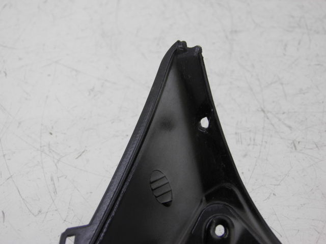 photo de LATERAL DIANTEIRO ESQUERDO EUROCKA MATADOR 4T 50 (2010 - 2016) - Estado da superfície
