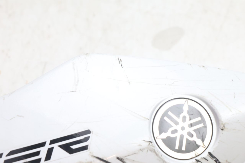photo de PAINEL LATERAL DIANTEIRO ESQUERDO YAMAHA FZ8 800 (2010 - 2016) - Outro ângulo de visão