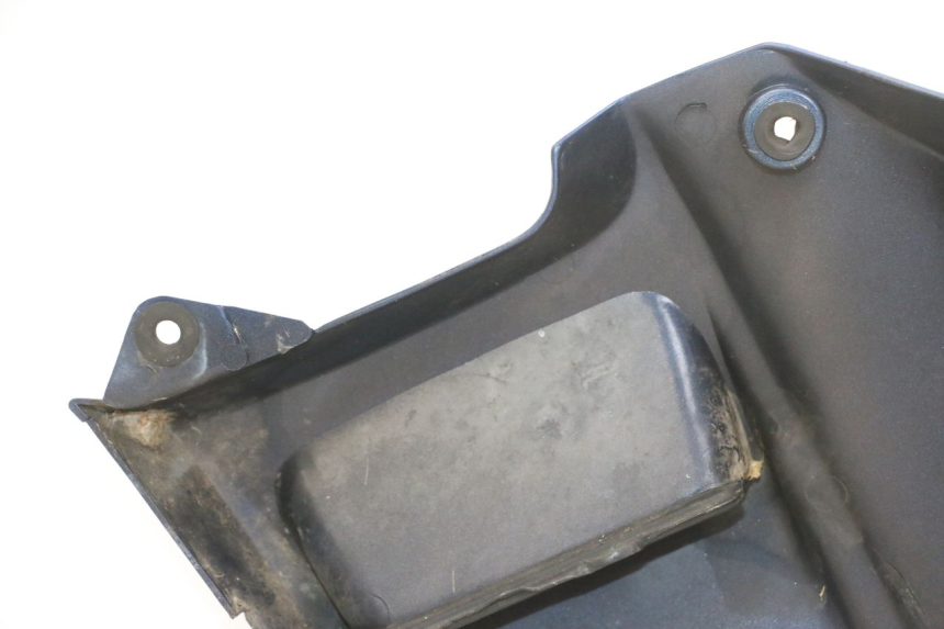 photo de LATERAL DIANTEIRO ESQUERDO KAWASAKI GPX R WARBIRD 600 (1988 - 1993) - Detalhes característicos