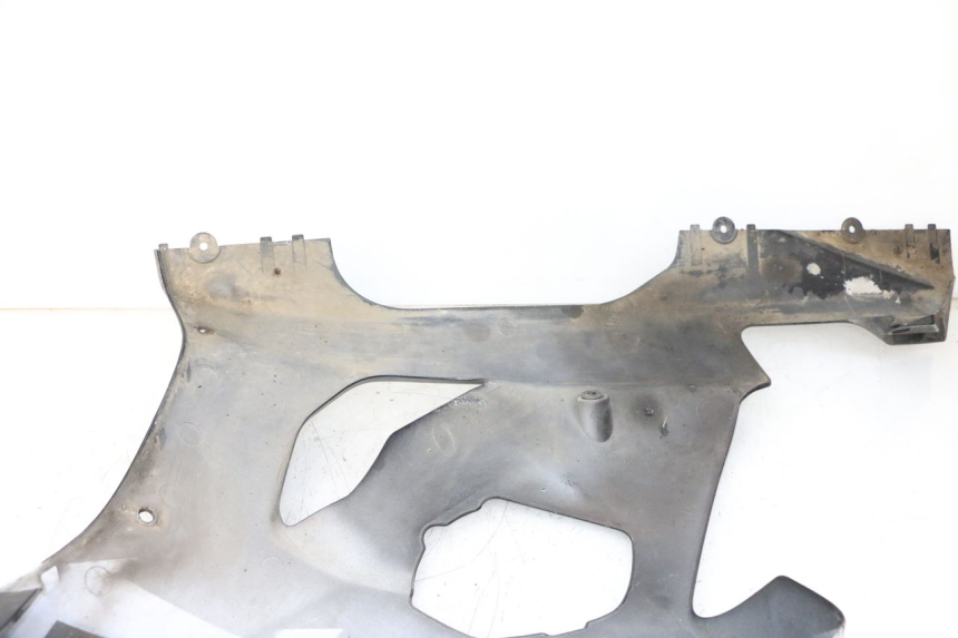 photo de LATERAL DIANTEIRO ESQUERDO SUZUKI GSXR GSX-R 1000 (2003 - 2004) - Detalhe da peça