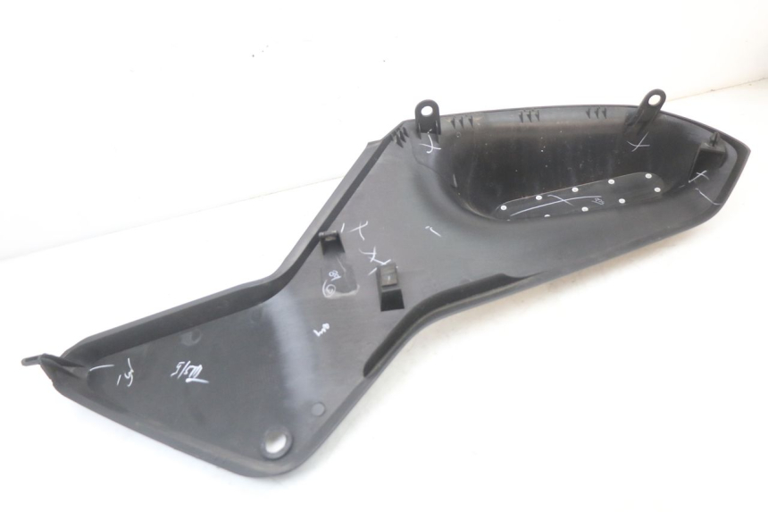photo de LATERAL DIANTEIRO ESQUERDO HUSQVARNA SVARTPILEN 401 (2018 - 2023) - Vista geral