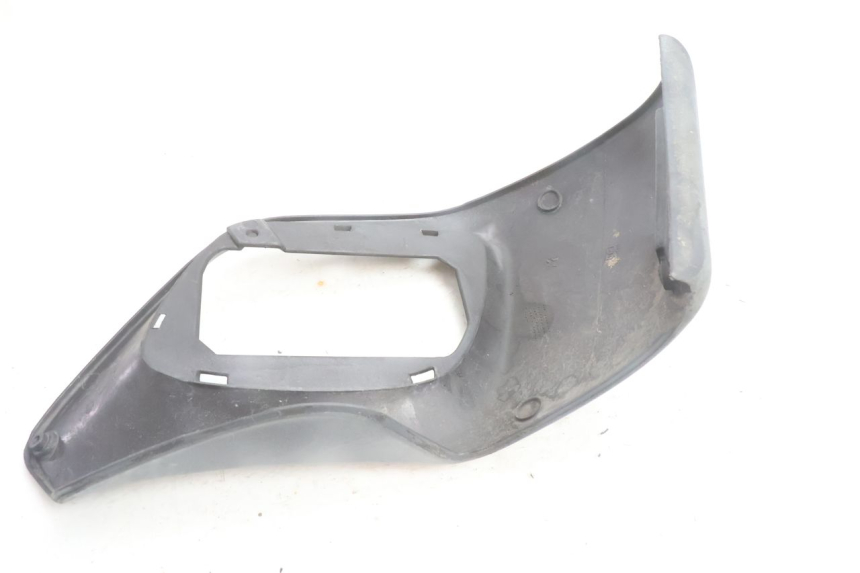 photo de PAINEL LATERAL INFERIOR DIANTEIRO ESQUERDO GILERA RUNNER SP 50 (2002 - 2004) - Marcações e referências