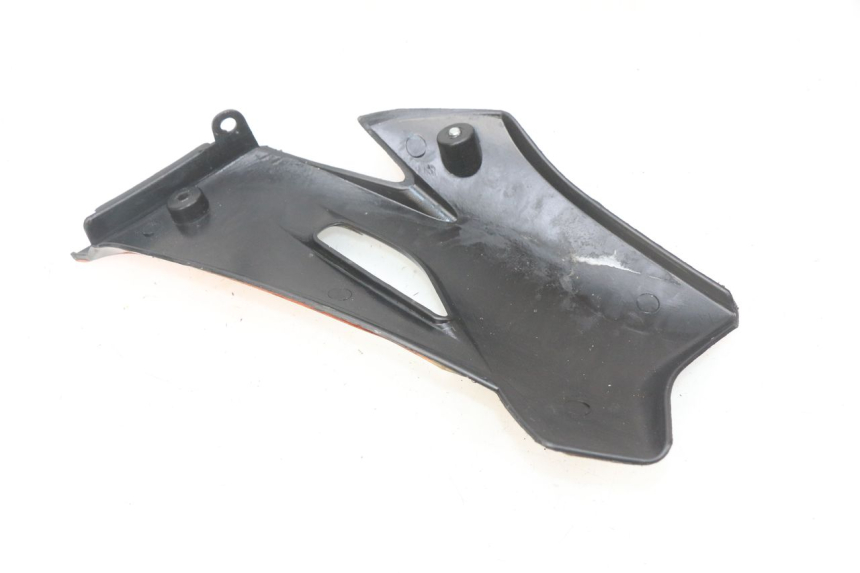 photo de LATERAL DIANTEIRO ESQUERDO POCKET BIKE KXD 50 - Detalhe da peça