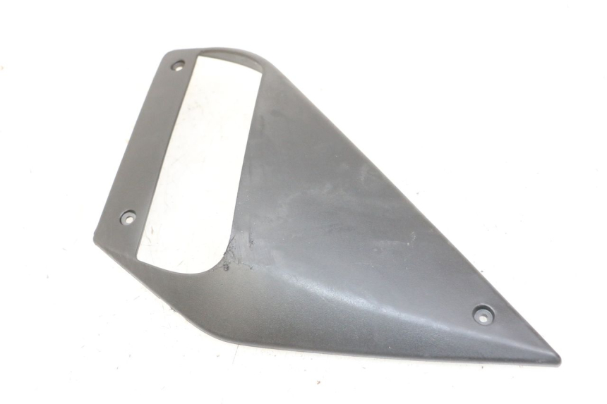 photo de LATERAL DIANTEIRO ESQUERDO GILERA NEXUS 125 (2009 - 2013) - Zoom do estado de desgaste