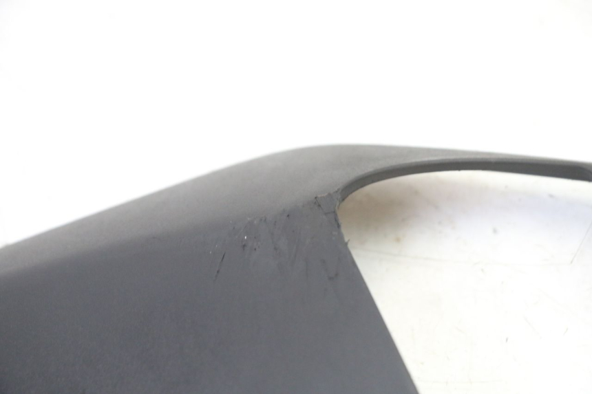 photo de LATERAL DIANTEIRO ESQUERDO GILERA NEXUS 125 (2009 - 2013) - Detalhe da peça