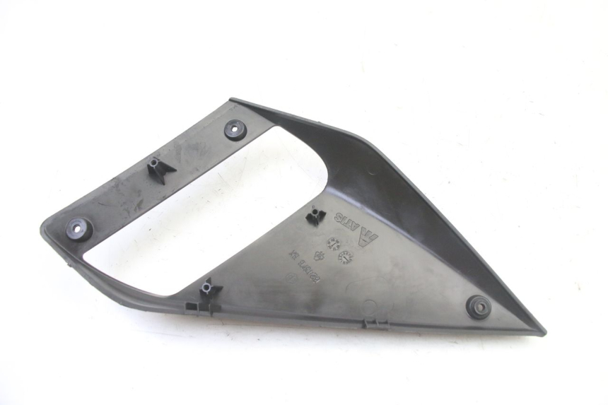 photo de LATERAL DIANTEIRO ESQUERDO GILERA NEXUS 125 (2009 - 2013) - Ampliação técnica