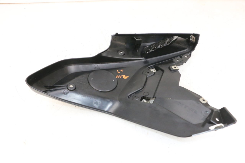 photo de LATERAL DIANTEIRO ESQUERDO BMW R GS 1250 (2021 - 2024) - Outro ângulo de visão