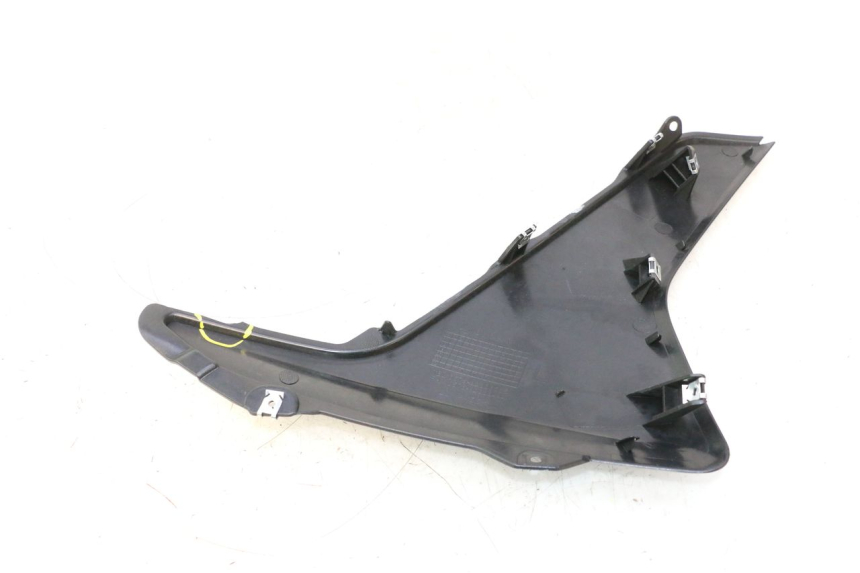 photo de PAINEL LATERAL DIANTEIRO ESQUERDO JM MOTORS R-MAX TECH 50 (2024 - 2026) - Pontos de fixação