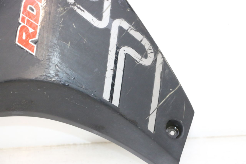 photo de PAINEL LATERAL DIANTEIRO ESQUERDO RIDE SLASH 2T 50 (2012 - 2014) - Detalhes característicos
