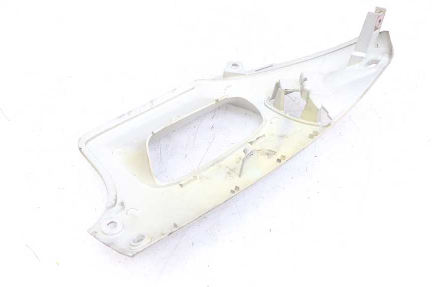 photo de LATERAL DIANTEIRO ESQUERDO PEUGEOT SPEEDFIGHT 100 (1997 - 2007) - Vista geral