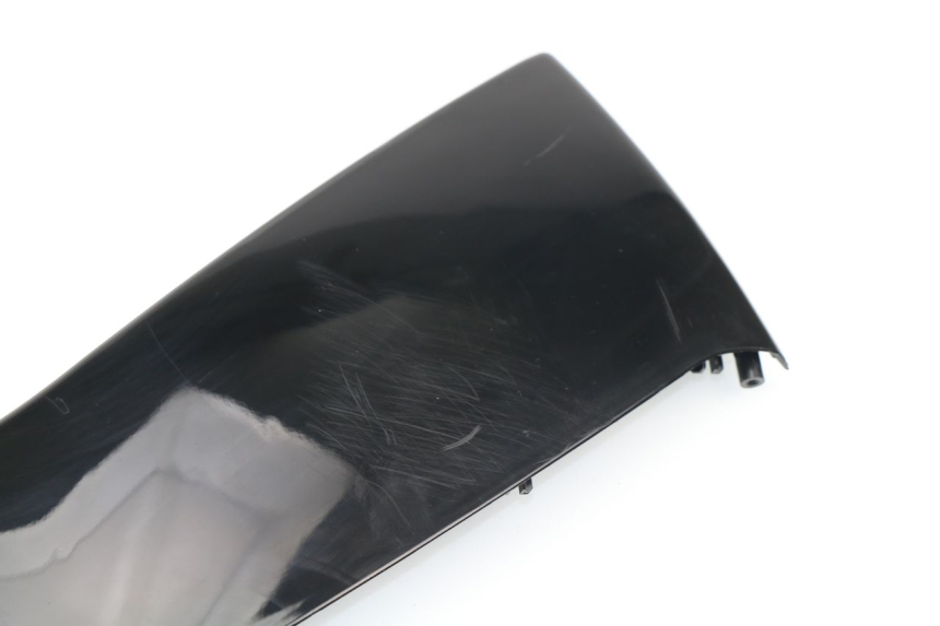 photo de LATERAL DIANTEIRO ESQUERDO APRILIA SPORT CITY 2T 50 (2008 - 2012) - Zoom do estado de desgaste