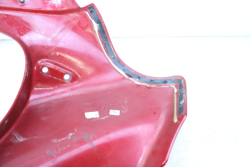 photo de LATERAL DIANTEIRO ESQUERDO TRIUMPH SPRINT 900 (1995 - 1998) - Detalhe da peça