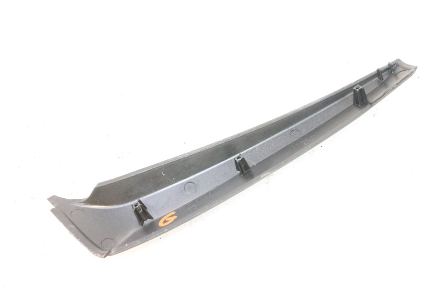 photo de LATERAL DIANTEIRO ESQUERDO APRILIA SR MOTARD 50 (2012 - 2018) - Outro ângulo de visão