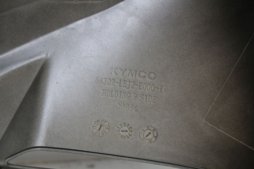 photo de LATERAL DIANTEIRO ESQUERDO KYMCO SUPER 8 125 (2008 - 2015) - Estado da superfície
