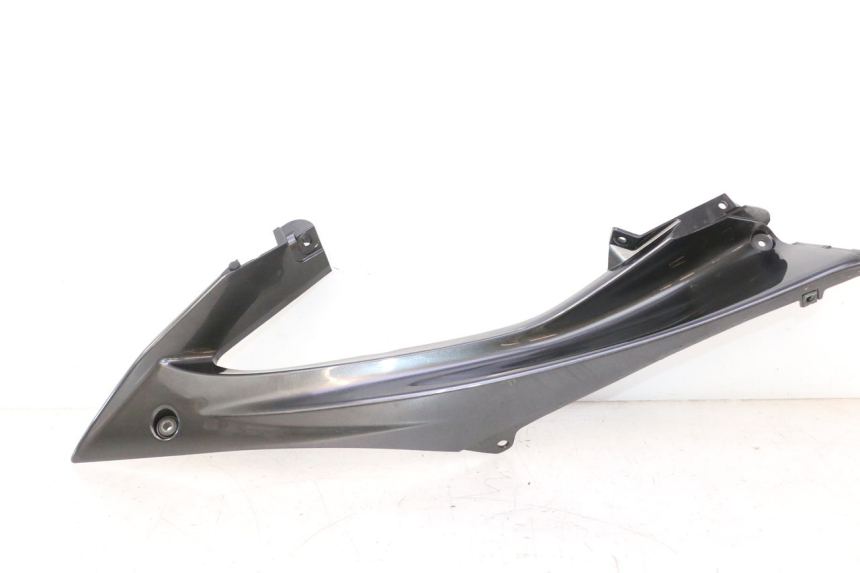 photo de PAINEL LATERAL SUPERIOR DIANTEIRO ESQUERDO YAMAHA YZF R6 600 (2008 - 2009) - Vista principal