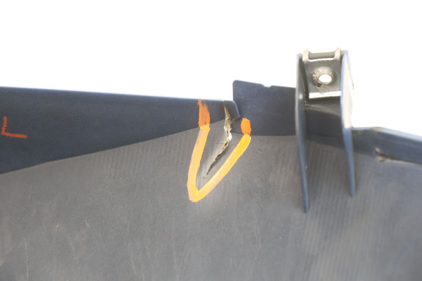 photo de LATERAL DIANTEIRO ESQUERDO YAMAHA TDM ABS 900 (2002 - 2014) - Estado da superfície
