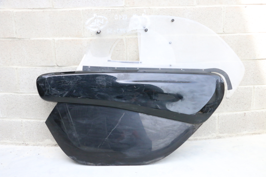 photo de PAINEL LATERAL DIANTEIRO ESQUERDO RENAULT TWIZY 45 (2012 - 2019) - Vista principal