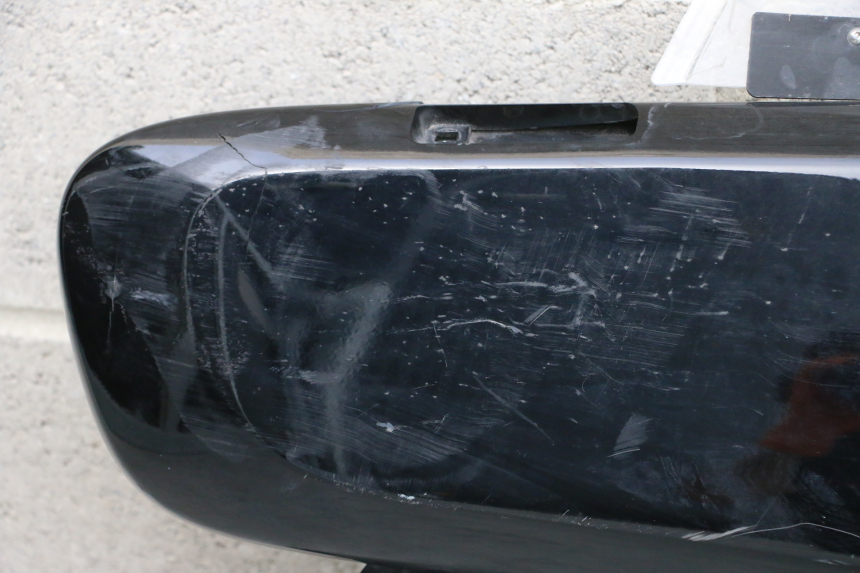 photo de PAINEL LATERAL DIANTEIRO ESQUERDO RENAULT TWIZY 45 (2012 - 2019) - Detalhe da peça