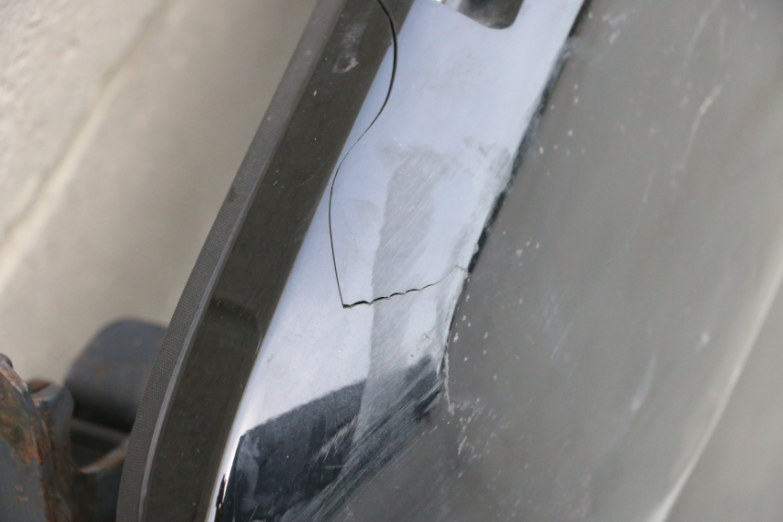 photo de PAINEL LATERAL DIANTEIRO ESQUERDO RENAULT TWIZY 45 (2012 - 2019) - Ampliação dos componentes