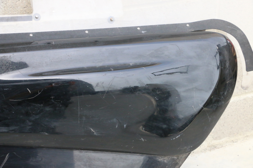 photo de PAINEL LATERAL DIANTEIRO ESQUERDO RENAULT TWIZY 45 (2012 - 2019) - Outro ângulo de visão