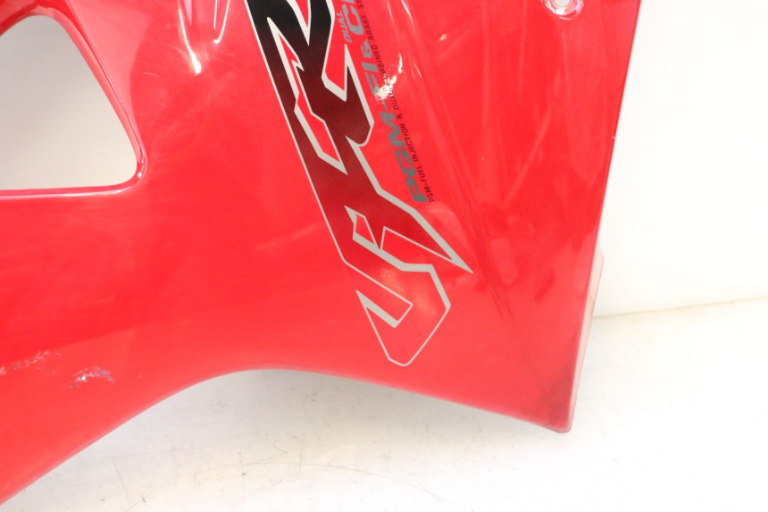 photo de PAINEL LATERAL DIANTEIRO ESQUERDO HONDA VFR FI RC46 800 (1998 - 2001) - Marcações e referências