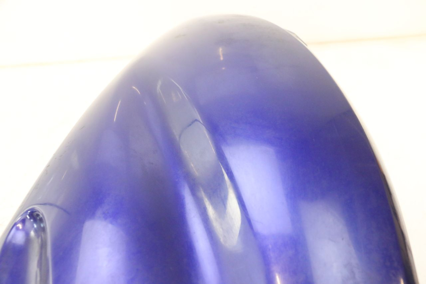 photo de PAINEL LATERAL DIANTEIRO ESQUERDO YAMAHA WAVE RUNNER GP R 1200 (2000 - 2003) - Detalhes característicos