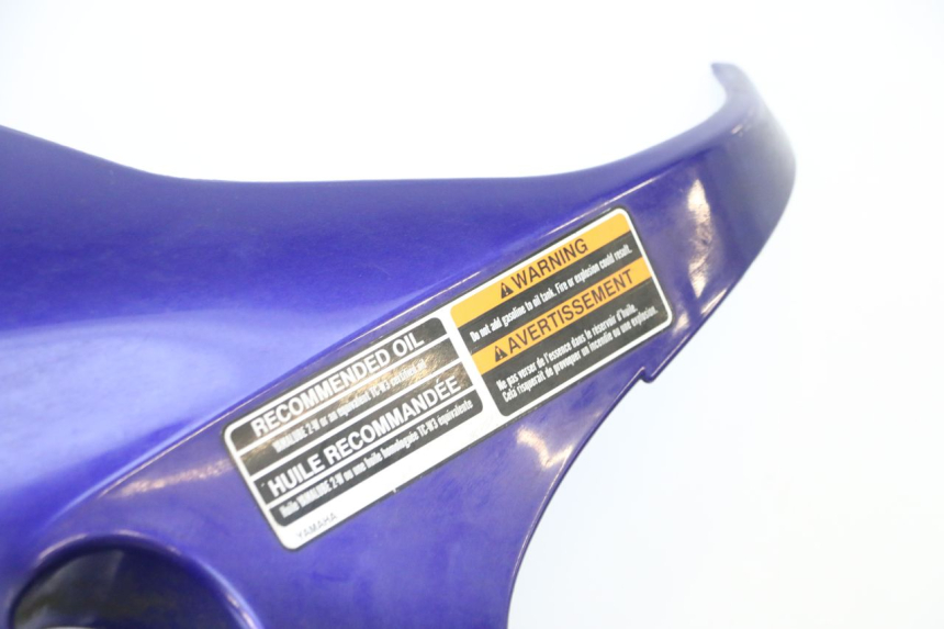 photo de PAINEL LATERAL DIANTEIRO ESQUERDO YAMAHA WAVE RUNNER GP R 1200 (2000 - 2003) - Ângulo alternativo