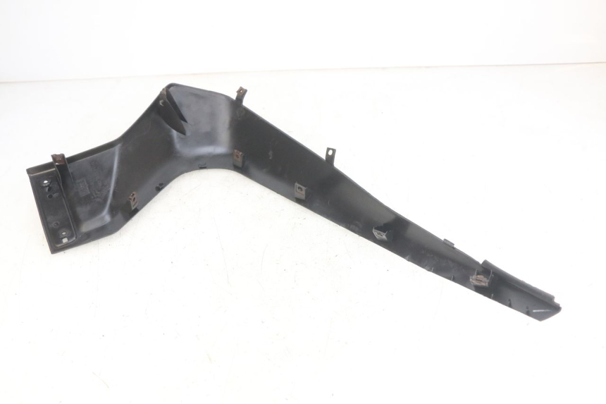 photo de LATERAL DIANTEIRO ESQUERDO YAMAHA X-MAX XMAX 250 (2006 - 2009) - Outro ângulo de visão